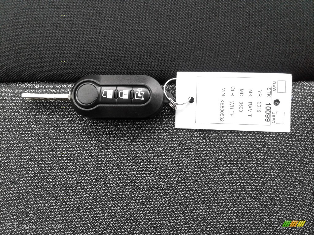 2019 Ram ProMaster 3500 High Roof Cargo Van Keys Photo #130235500