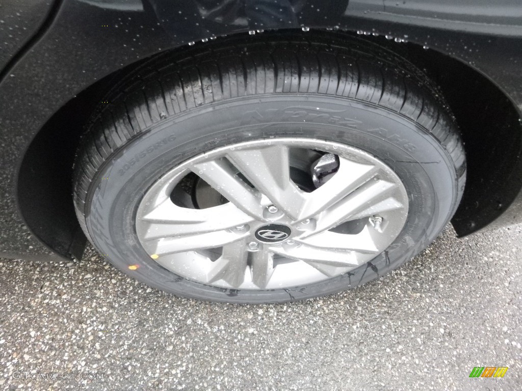 2019 Elantra Value Edition - Phantom Black / Gray photo #7