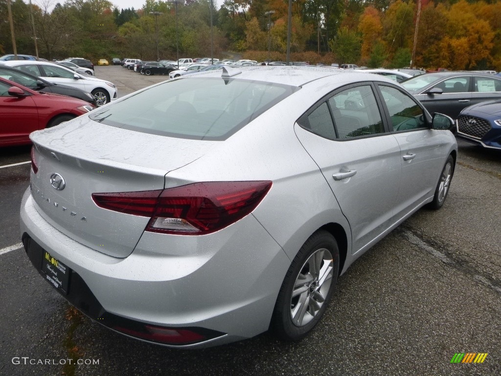 2019 Elantra SEL - Symphony Silver / Black photo #2