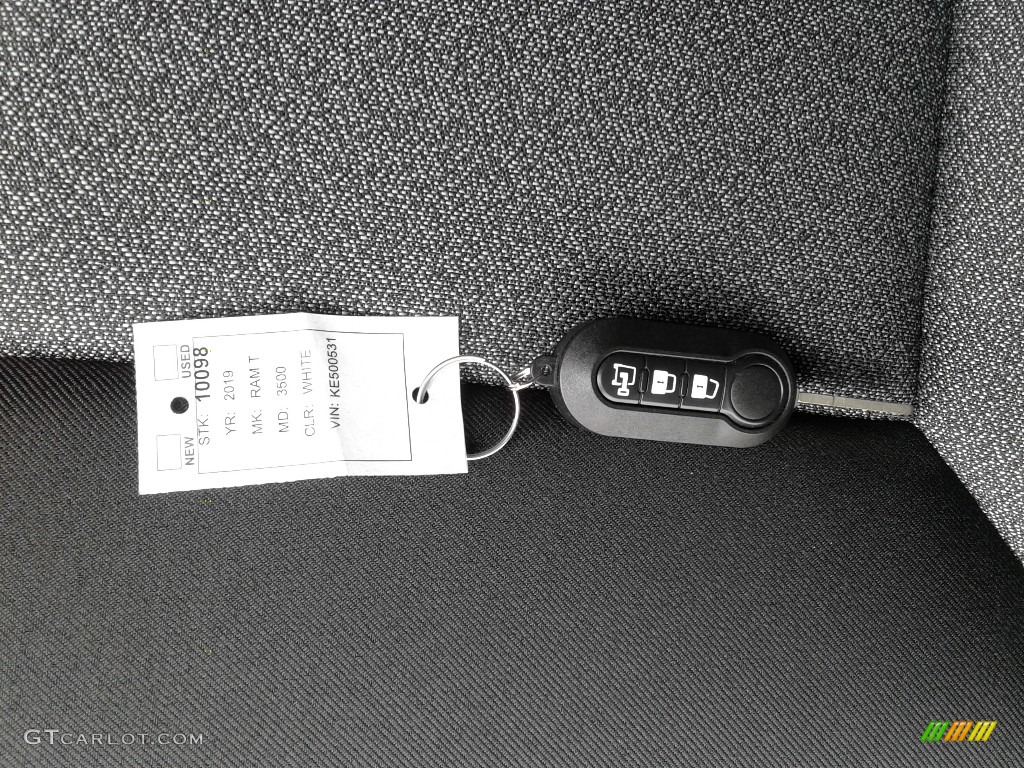 2019 Ram ProMaster 3500 High Roof Cargo Van Keys Photo #130236241