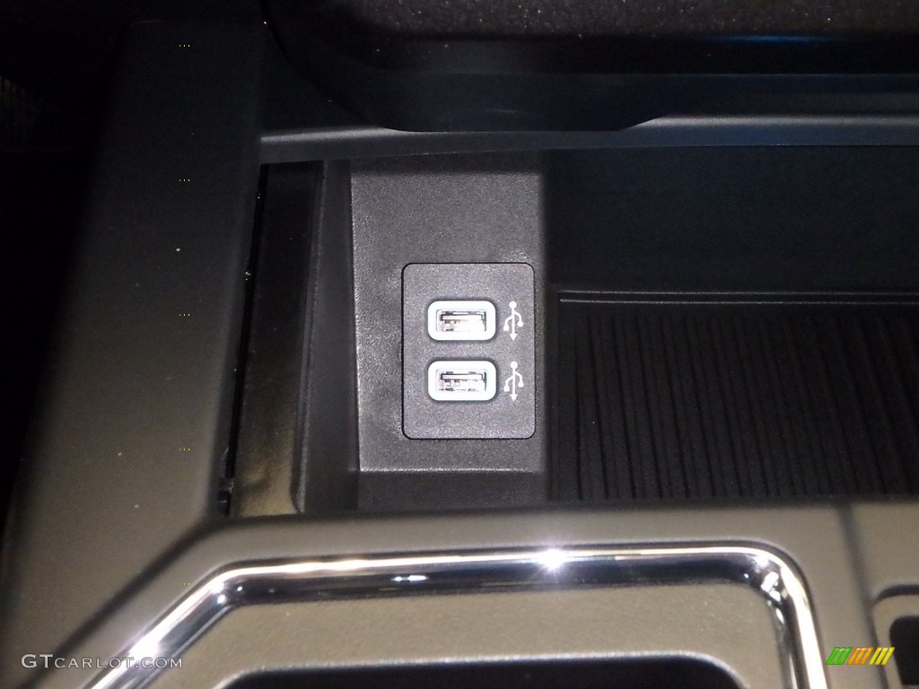 2018 F150 XL SuperCab 4x4 - Ingot Silver / Black photo #13