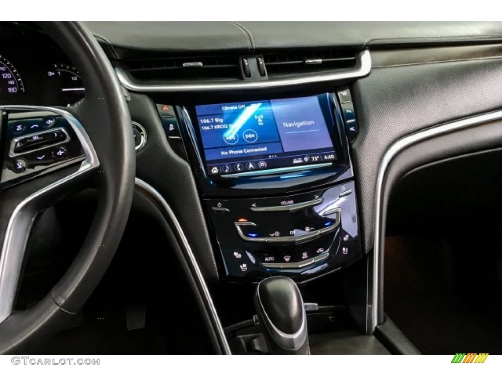 2018 Cadillac XTS Luxury Controls Photo #130241059
