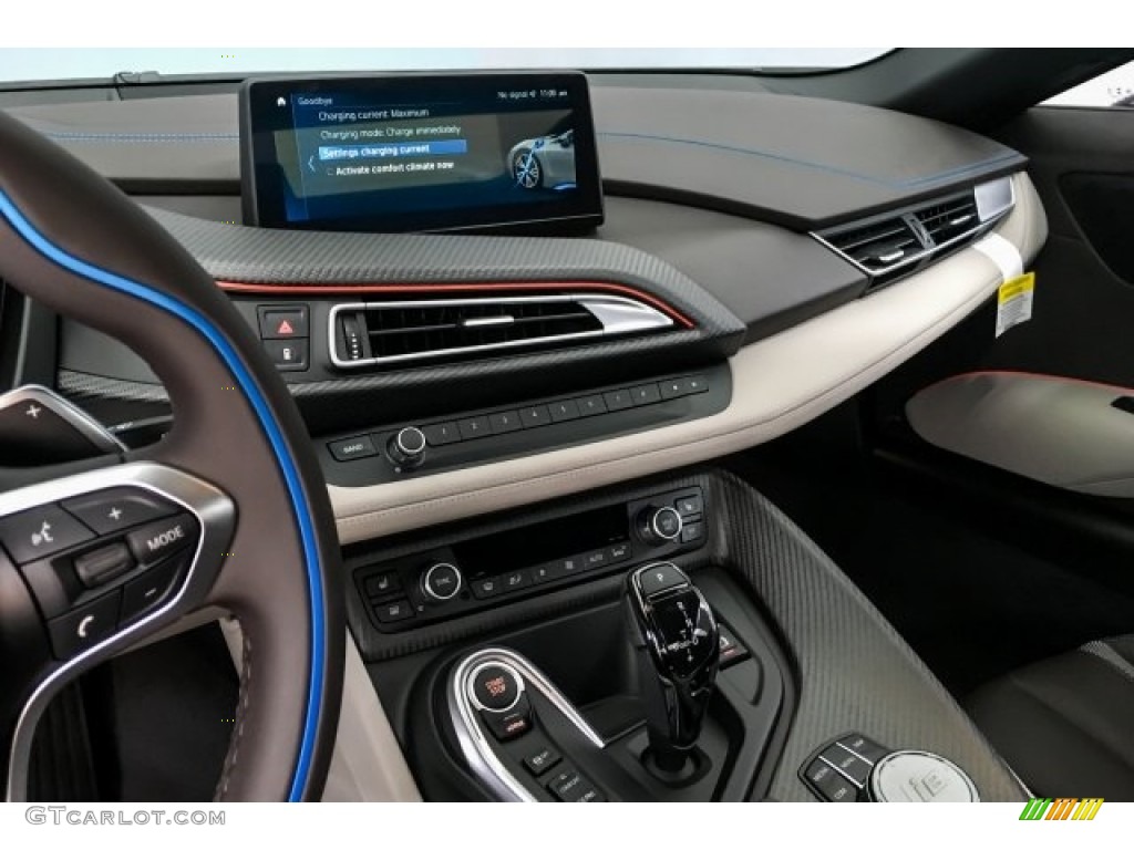 2019 BMW i8 Roadster Tera Exclusive Dalbergia Brown Dashboard Photo #130241308