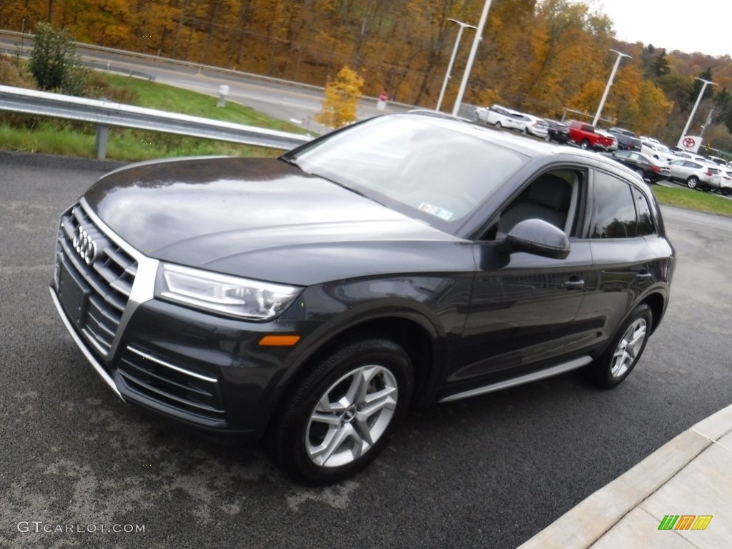 2018 Q5 2.0 TFSI Premium quattro - Manhattan Gray Metallic / Rock Gray photo #6