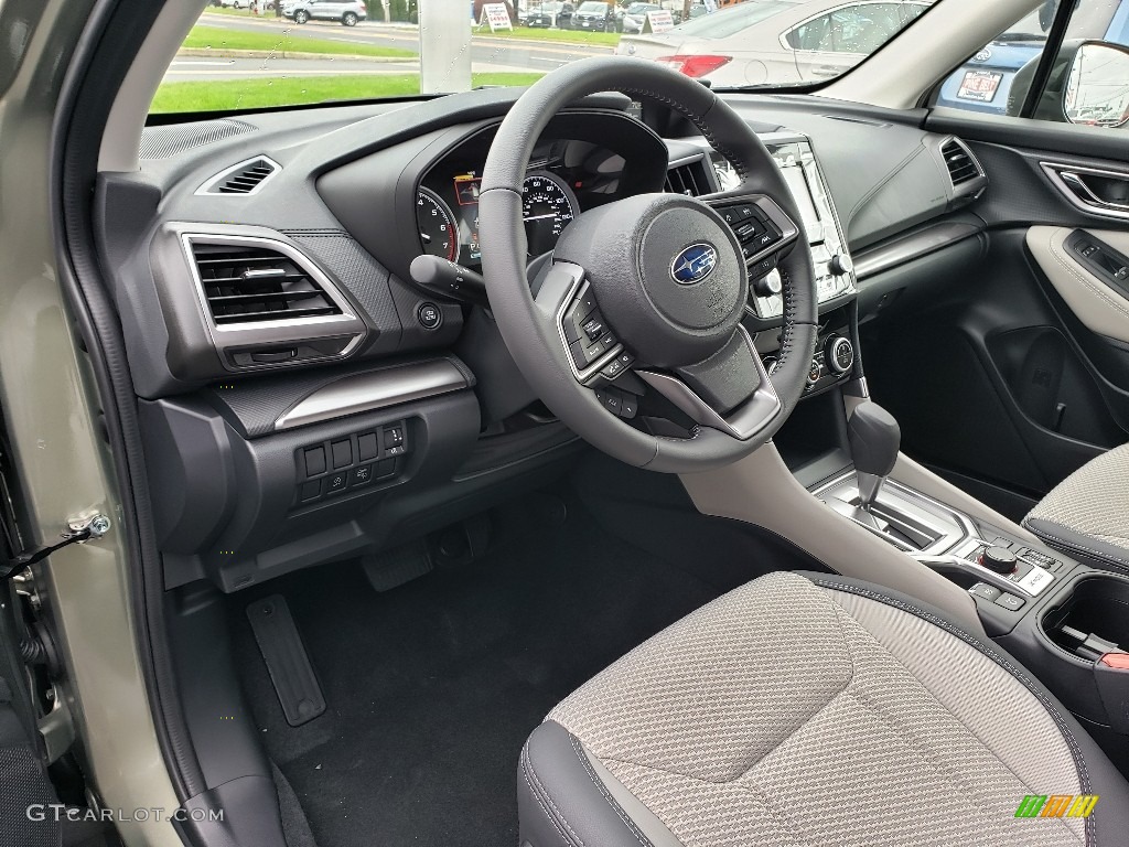 Gray Interior 2019 Subaru Forester 2.5i Premium Photo #130244780