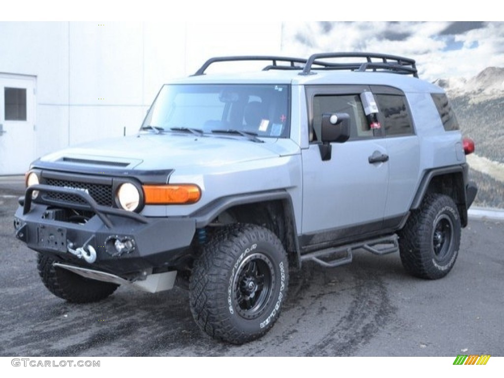 2013 FJ Cruiser 4WD - Trail Teams Cement Gray / Dark Charcoal photo #2