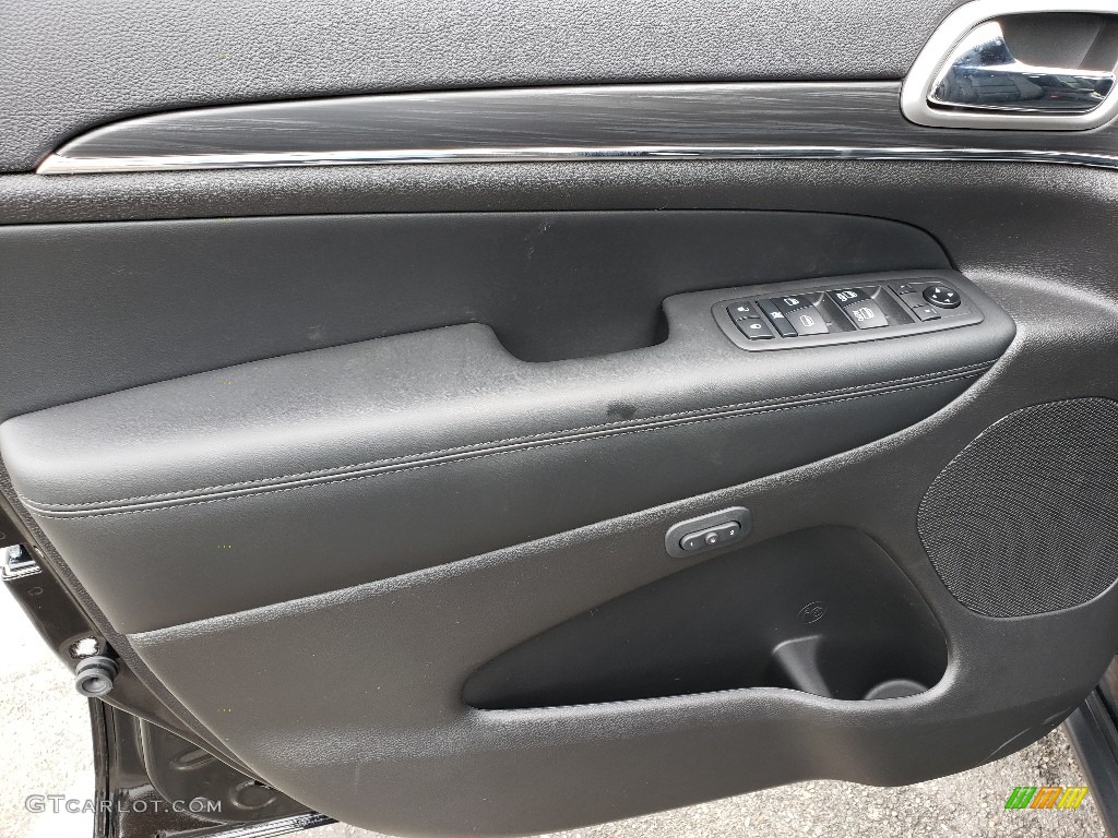 2019 Jeep Grand Cherokee Limited 4x4 Black Door Panel Photo #130246751
