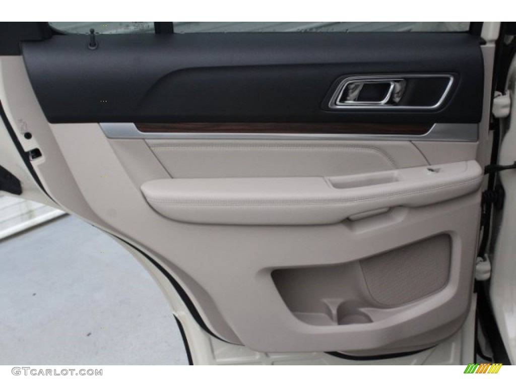 2018 Explorer Limited - Platinum Dune / Medium Stone photo #24