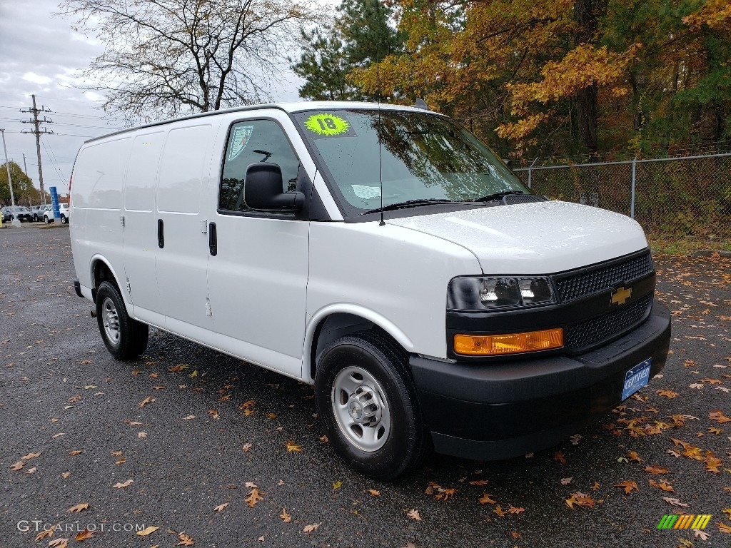 Summit White 2018 Chevrolet Express 2500 Cargo WT Exterior Photo #130251032