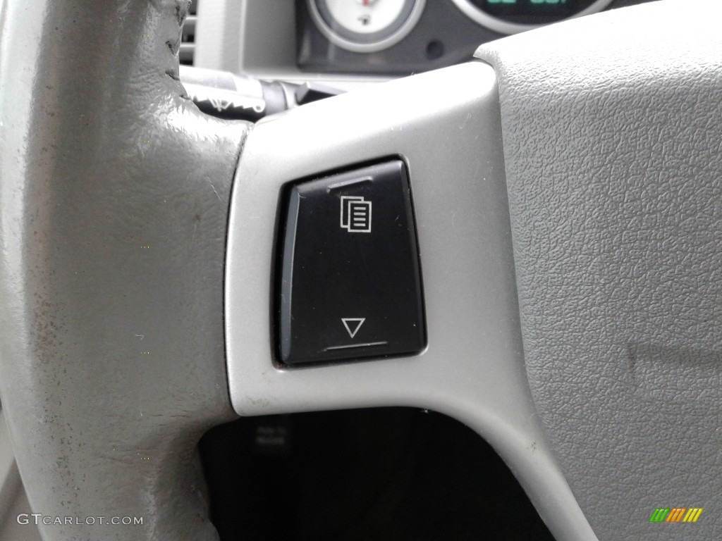 2009 Grand Caravan SXT - Inferno Red Crystal Pearl / Medium Slate Gray/Light Shale photo #21