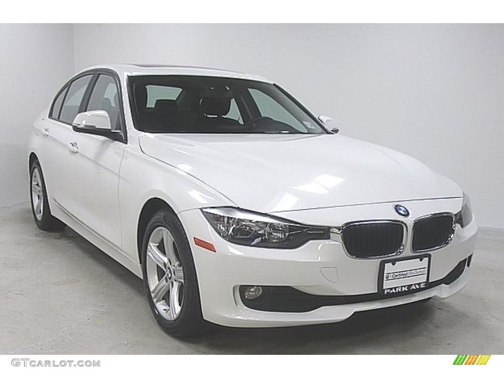 2015 3 Series 320i xDrive Sedan - Alpine White / Black photo #5