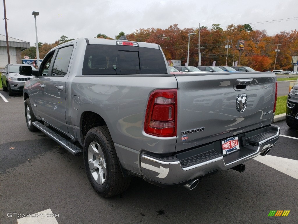 2019 1500 Big Horn Crew Cab 4x4 - Bright Silver Metallic / Black/Diesel Gray photo #4