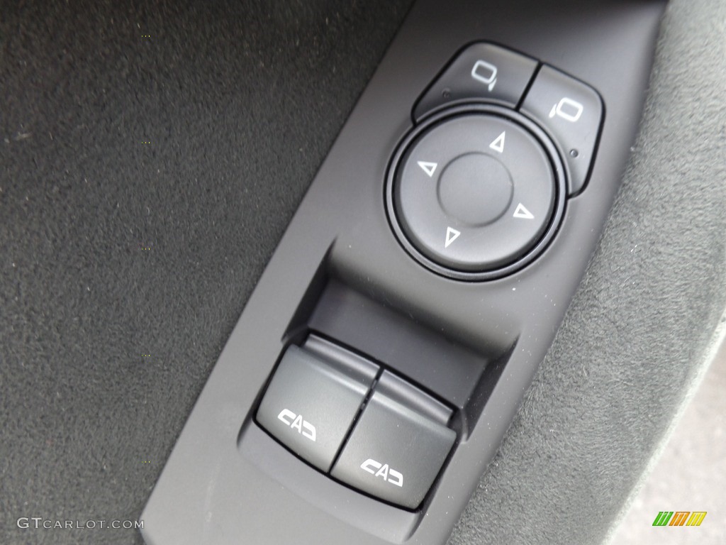 2019 Chevrolet Camaro ZL1 Coupe Controls Photo #130267931