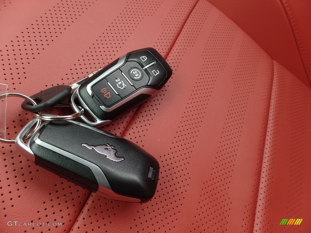 2017 Ford Mustang GT Premium Convertible Keys Photo #130268138