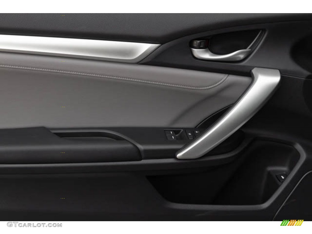 2018 Honda Civic EX-L Coupe Gray Door Panel Photo #130271636