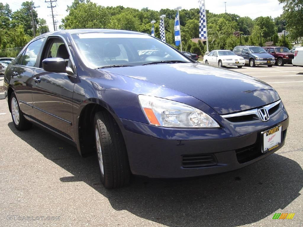 2006 Accord SE Sedan - Royal Blue Pearl / Gray photo #7