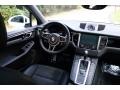 White - Macan  Photo No. 16