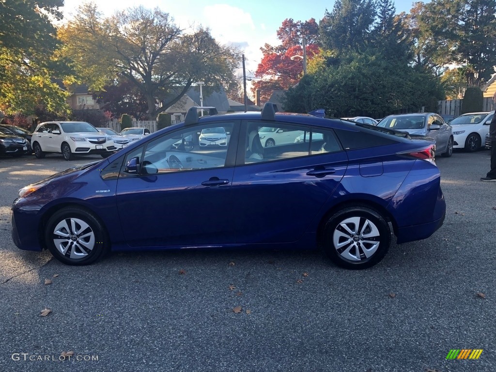 2017 Prius Three - Blue Crush Metallic / Moonstone Gray photo #3