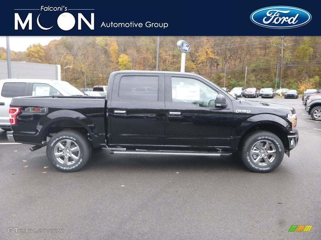 2018 F150 XLT SuperCrew 4x4 - Shadow Black / Earth Gray photo #1