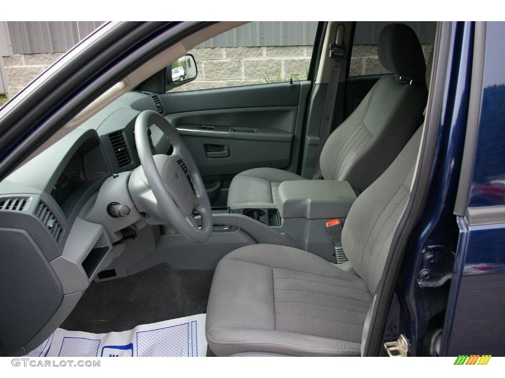 2005 Grand Cherokee Laredo 4x4 - Midnight Blue Pearl / Medium Slate Gray photo #3