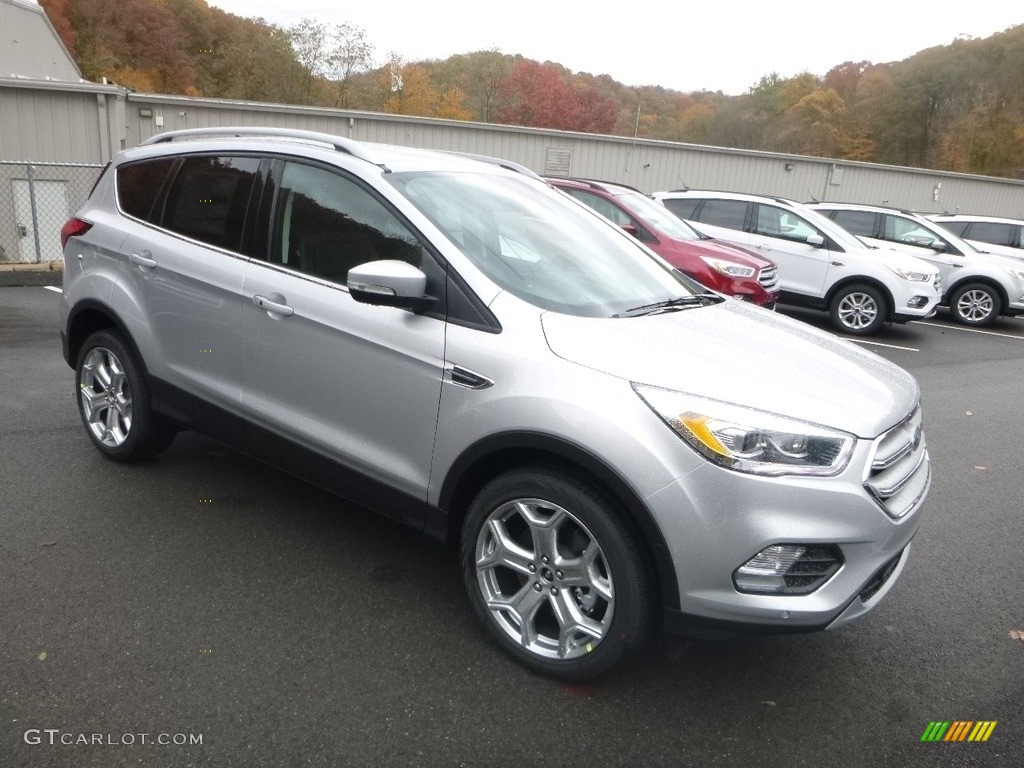 2019 Escape Titanium 4WD - Ingot Silver / Chromite Gray/Charcoal Black photo #3