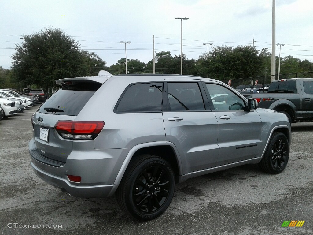 2019 Grand Cherokee Altitude - Billet Silver Metallic / Black photo #5