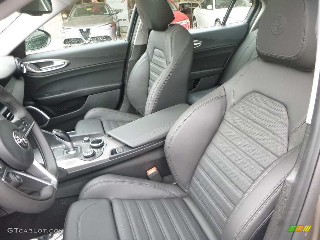Black Interior 2019 Alfa Romeo Giulia Ti Sport AWD Photo #130284347
