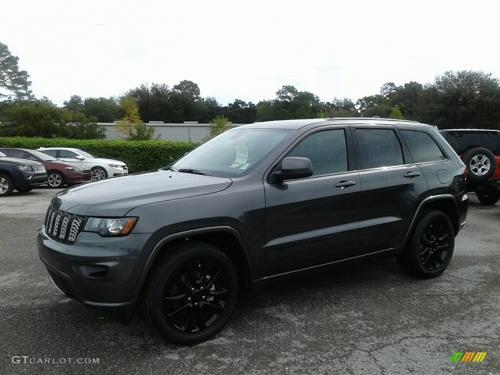 Granite Crystal Metallic Jeep Grand Cherokee