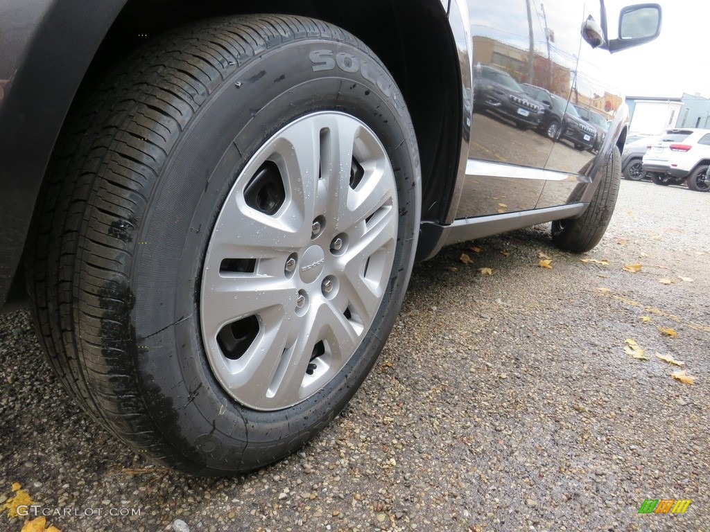 2018 Journey SE - Bruiser Grey / Black photo #16