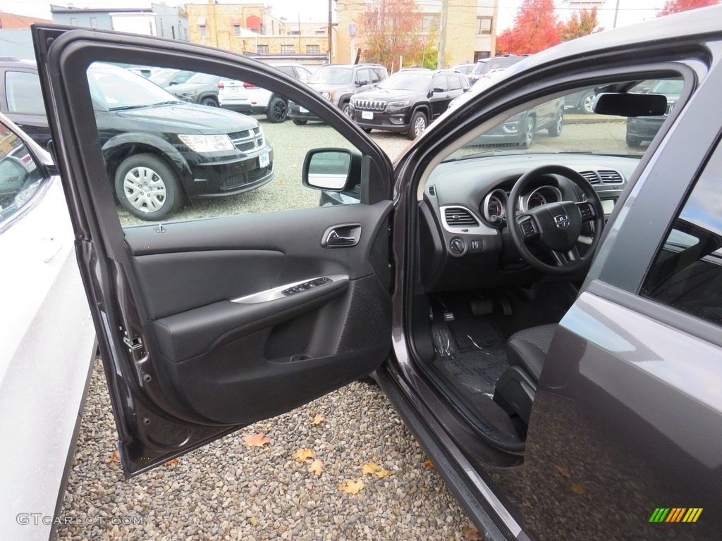 2018 Journey SE - Bruiser Grey / Black photo #17