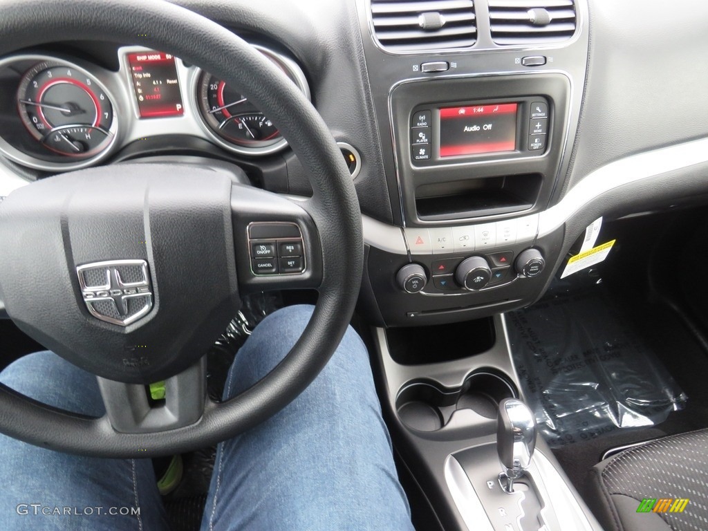 2018 Journey SE - Bruiser Grey / Black photo #28