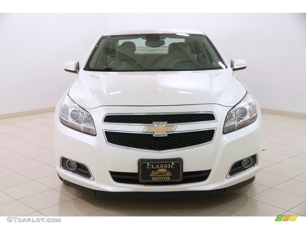 2013 Malibu ECO - White Diamond Tricoat / Cocoa/Light Neutral photo #2