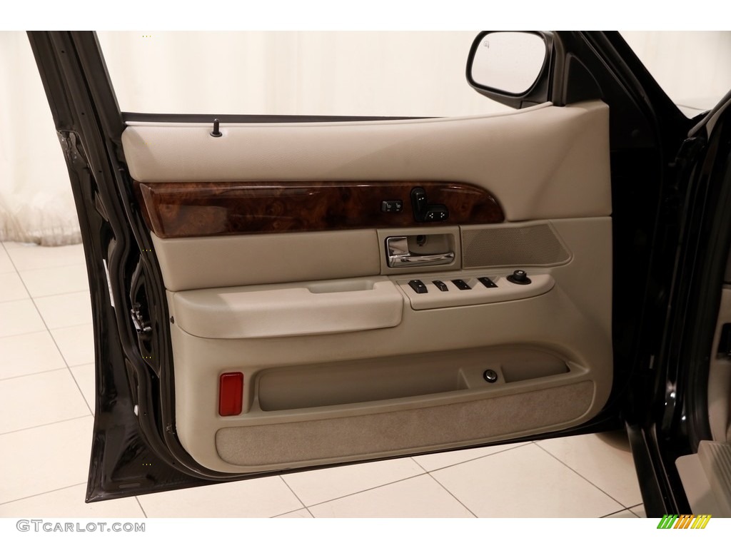 2010 Grand Marquis LS Ultimate Edition - Black / Medium Light Stone photo #5