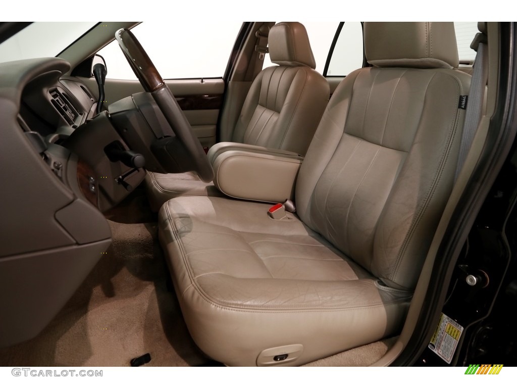 2010 Grand Marquis LS Ultimate Edition - Black / Medium Light Stone photo #9