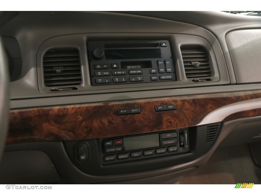 2010 Grand Marquis LS Ultimate Edition - Black / Medium Light Stone photo #13