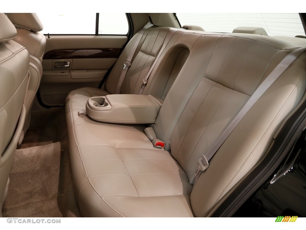 2010 Grand Marquis LS Ultimate Edition - Black / Medium Light Stone photo #20