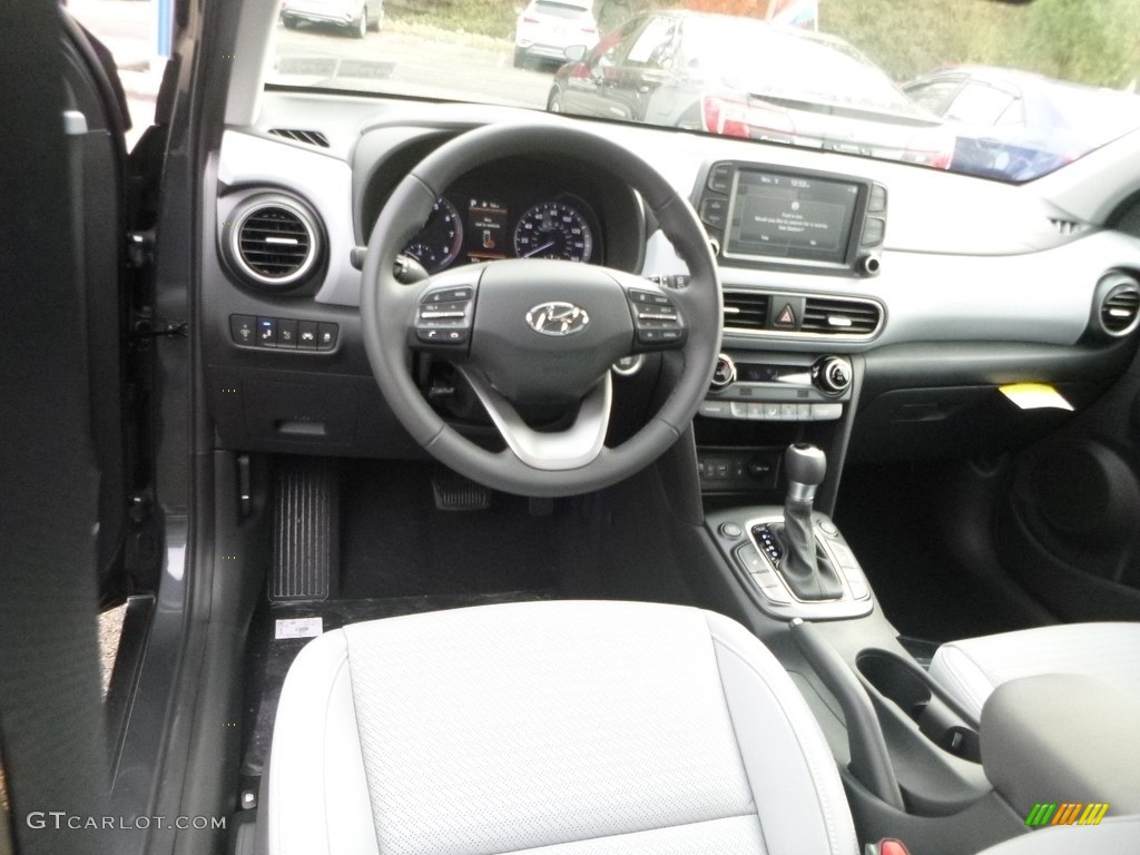 2019 Hyundai Kona Ultimate AWD Dashboard Photos
