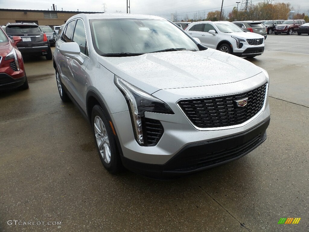 Radiant Silver Metallic 2019 Cadillac XT4 Luxury Exterior Photo #130295408