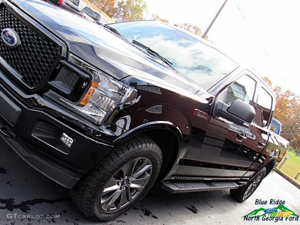 2018 F150 XLT SuperCrew 4x4 - Shadow Black / Special Edition Black/Red photo #33