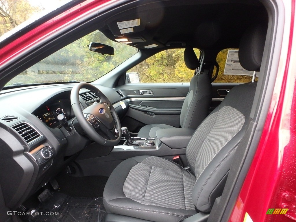 Medium Black Interior 2019 Ford Explorer XLT 4WD Photo #130306759