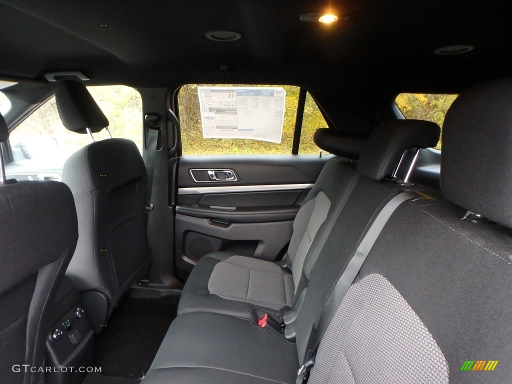 Medium Black Interior 2019 Ford Explorer XLT 4WD Photo #130306786