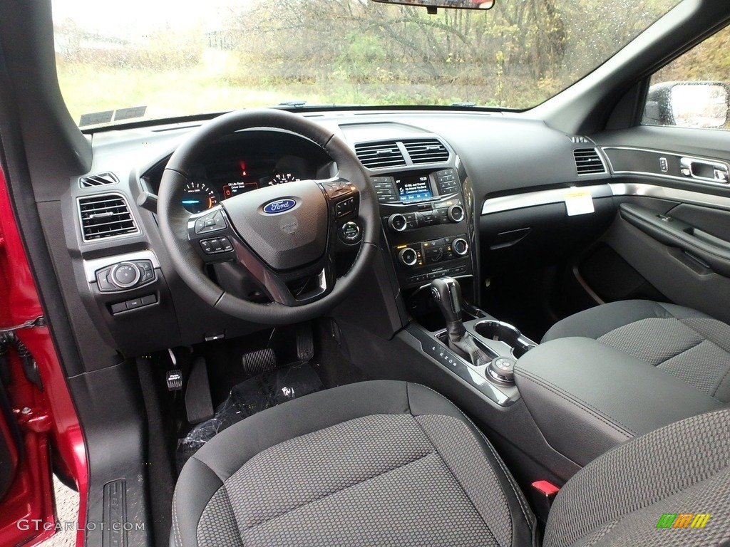 Medium Black Interior 2019 Ford Explorer XLT 4WD Photo #130306849
