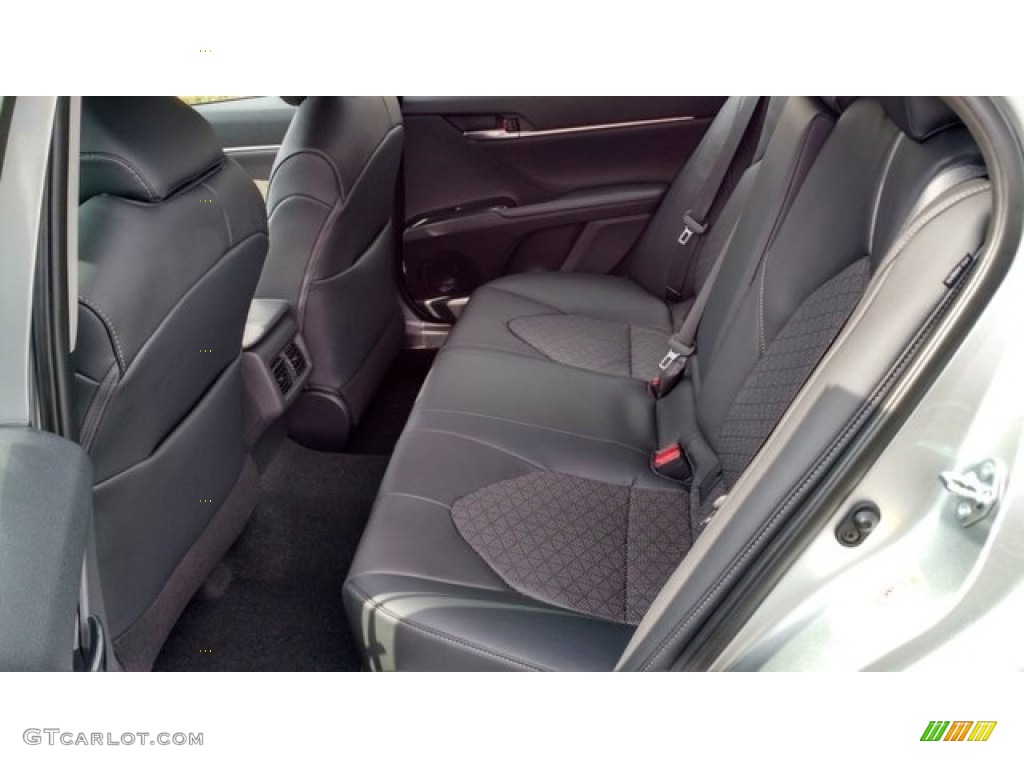 2019 Camry XSE - Celestial Silver Metallic / Black photo #18