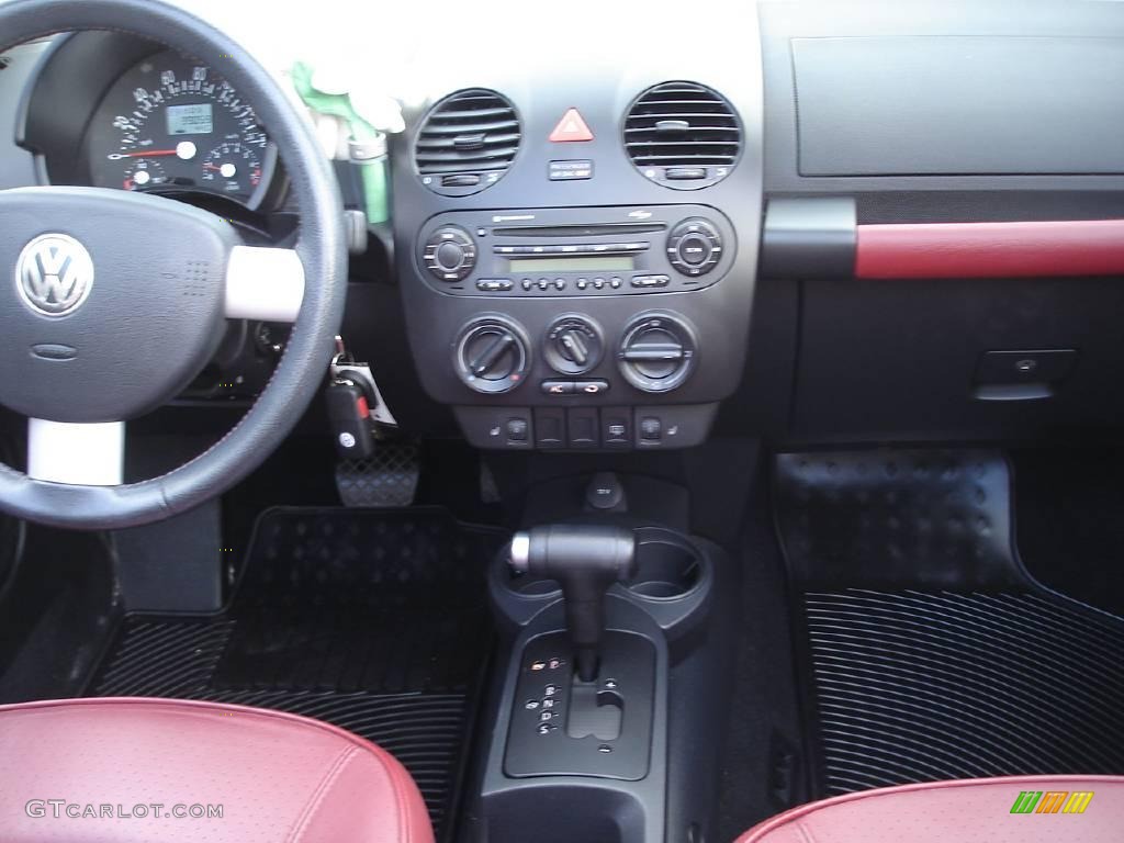 2005 New Beetle Dark Flint Edition Convertible - Dark Flint Metallic / Bordeaux Red photo #15