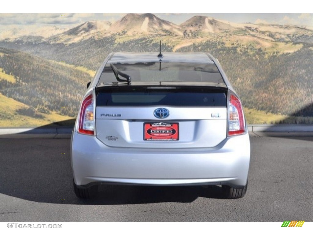 2015 Prius Four Hybrid - Classic Silver Metallic / Black photo #9