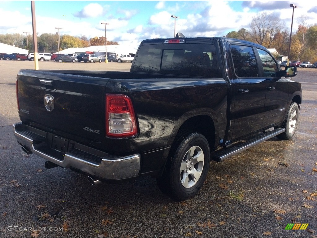 2019 1500 Big Horn Crew Cab 4x4 - Diamond Black Crystal Pearl / Black photo #6