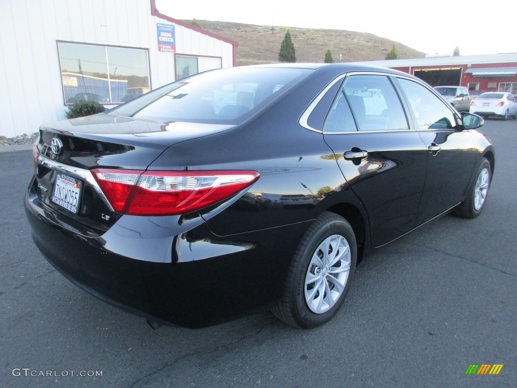 2015 Camry LE - Attitude Black Metallic / Black photo #7