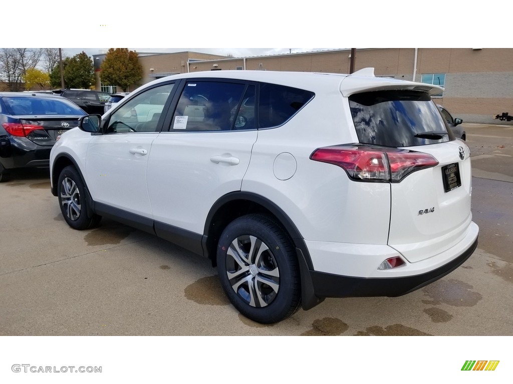 2018 RAV4 LE - Super White / Black photo #2