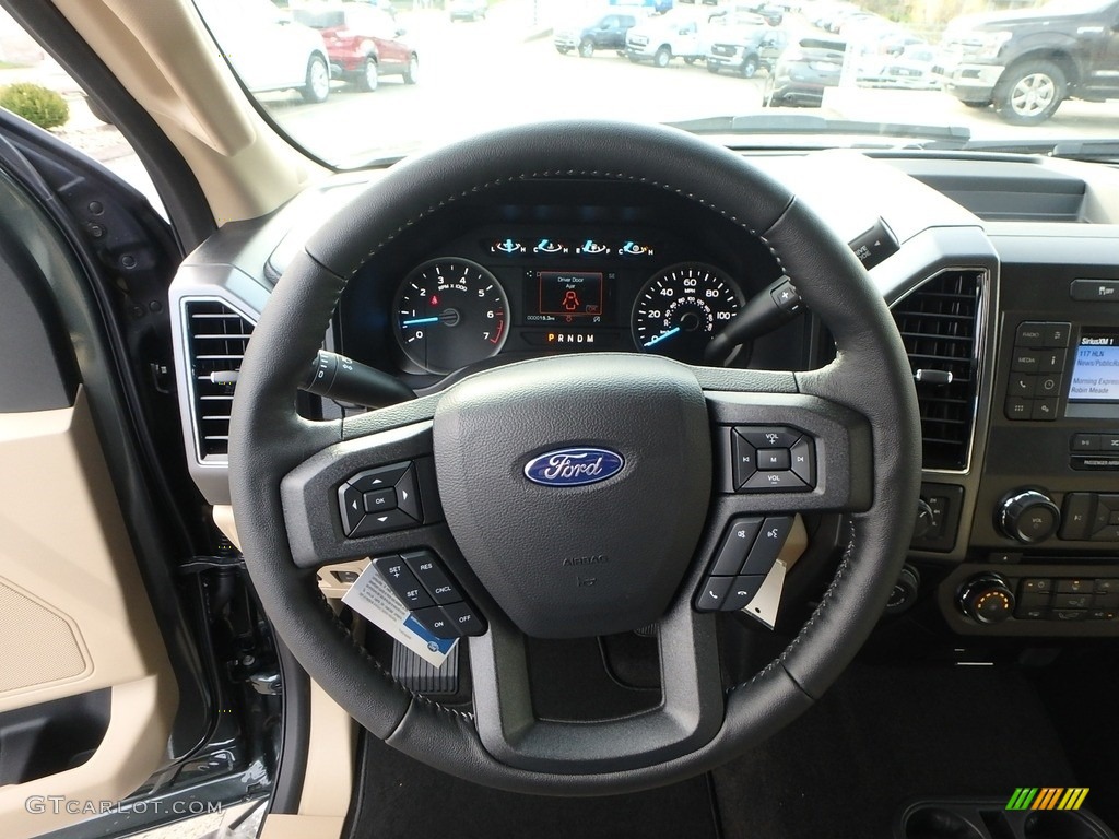 2018 Ford F150 XLT SuperCab 4x4 Light Camel Steering Wheel Photo #130327435