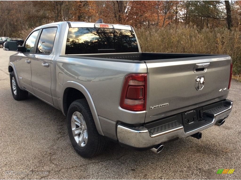 2019 1500 Laramie Crew Cab 4x4 - Billett Silver Metallic / Black photo #4